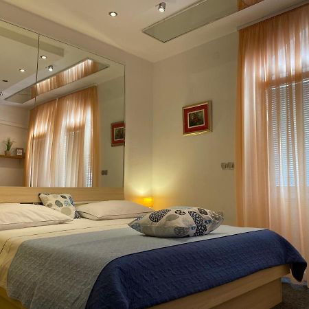 Studio Apartment And Rooms Adria 沃迪切 外观 照片