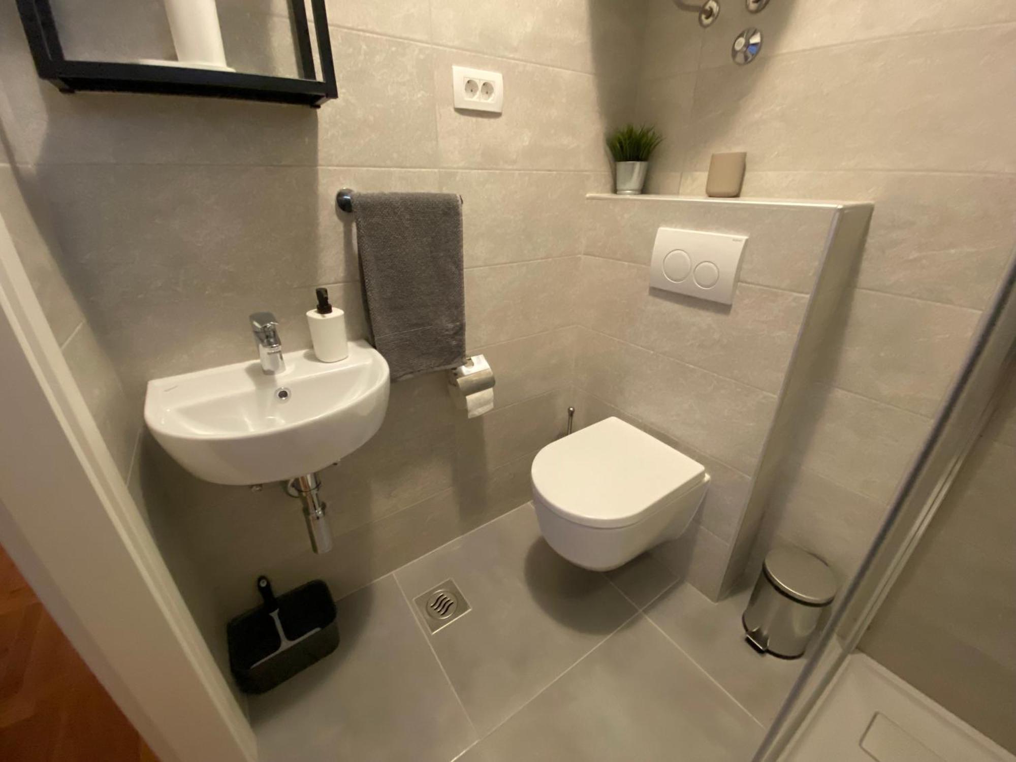 Studio Apartment And Rooms Adria 沃迪切 外观 照片