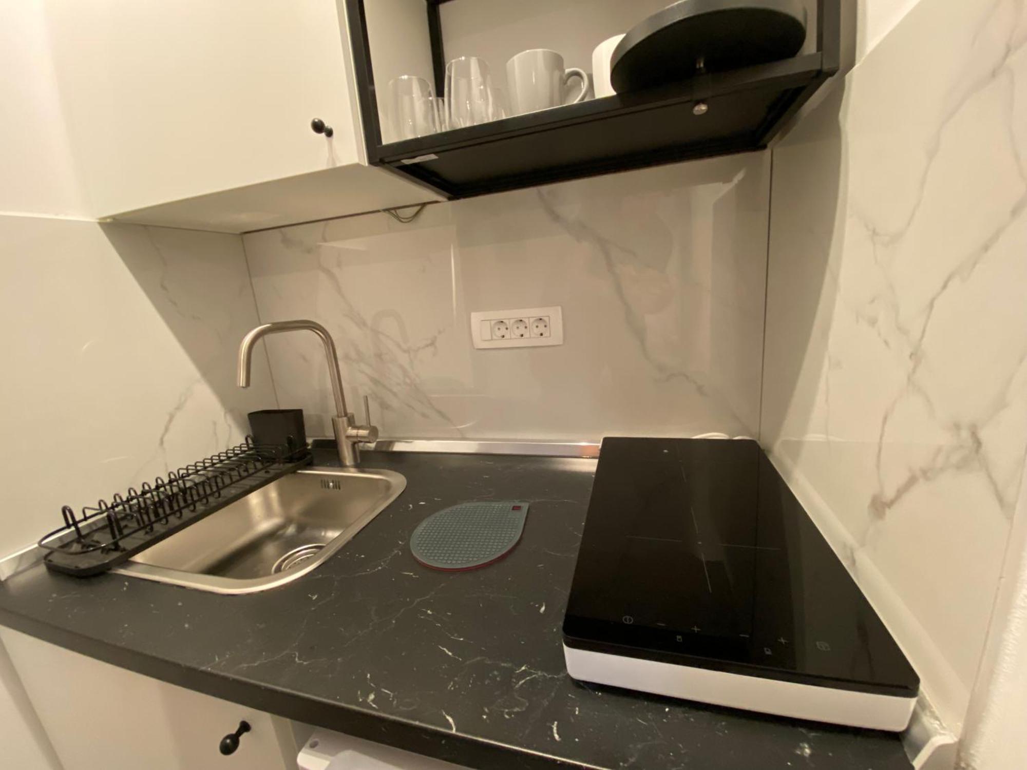 Studio Apartment And Rooms Adria 沃迪切 外观 照片