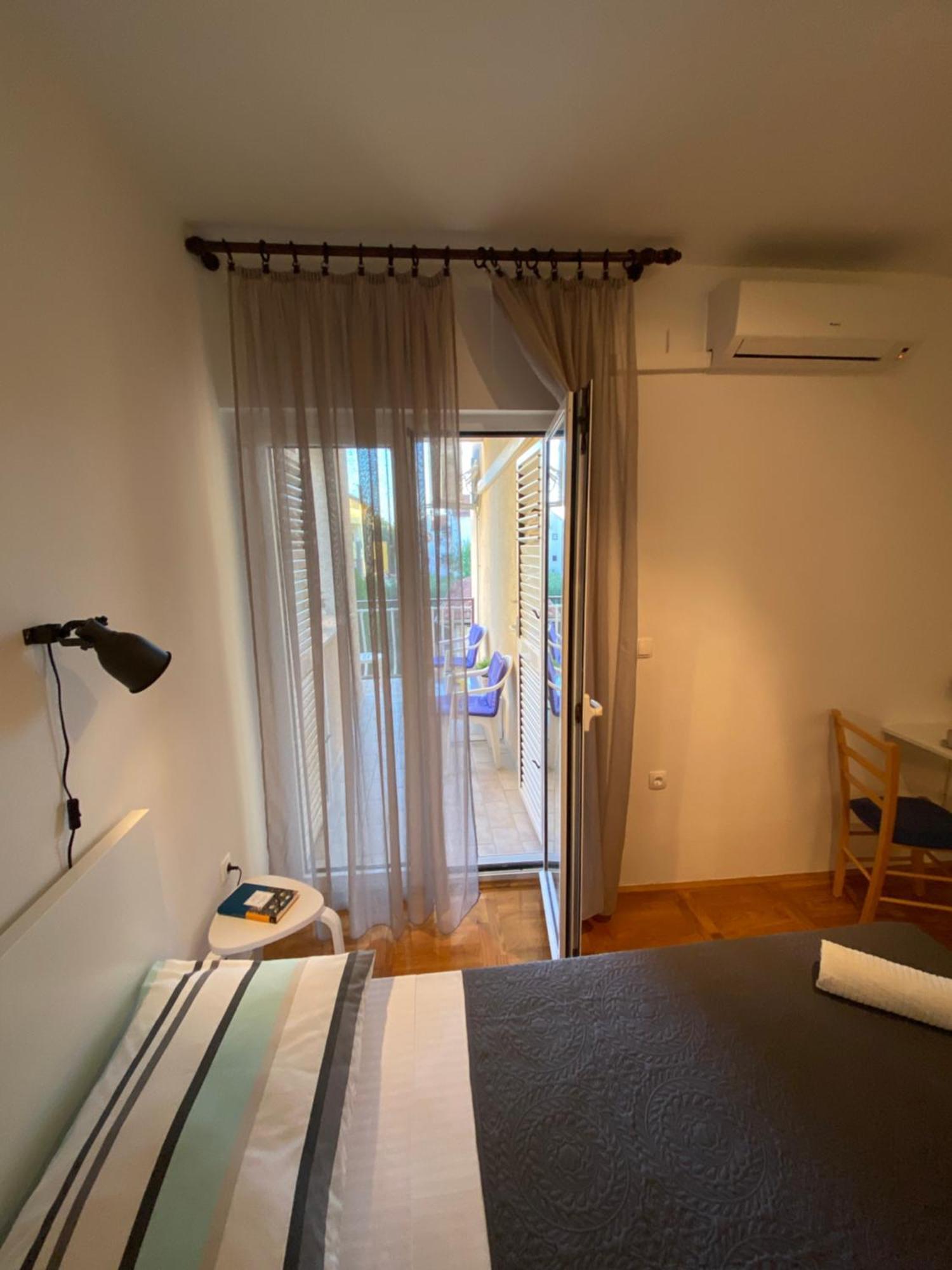Studio Apartment And Rooms Adria 沃迪切 外观 照片