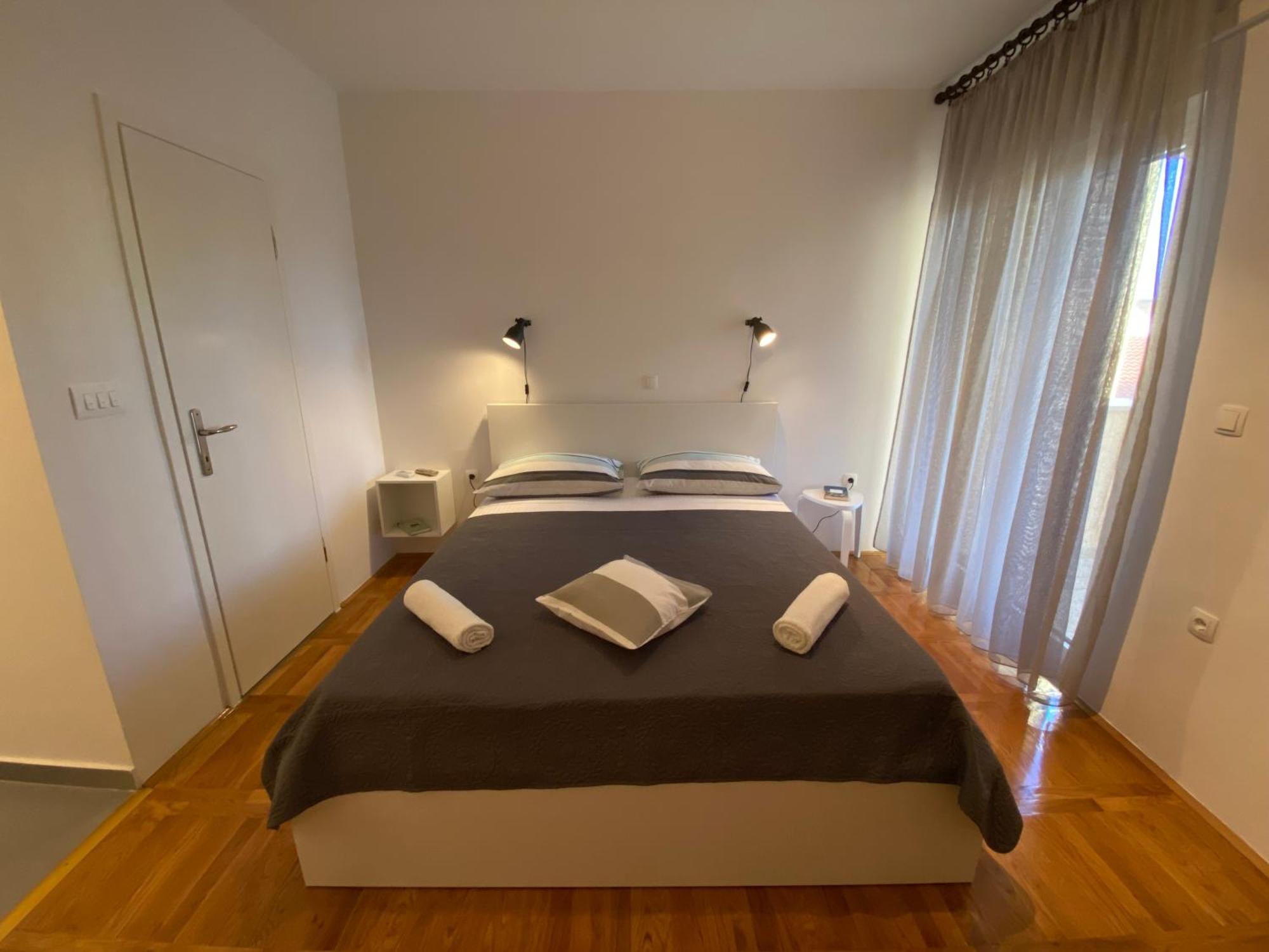 Studio Apartment And Rooms Adria 沃迪切 外观 照片