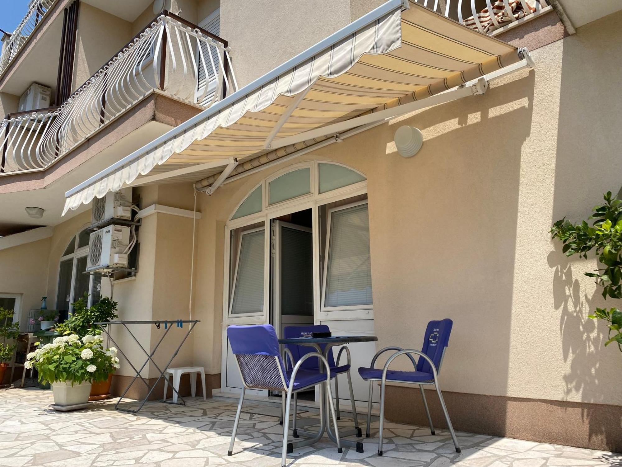 Studio Apartment And Rooms Adria 沃迪切 外观 照片