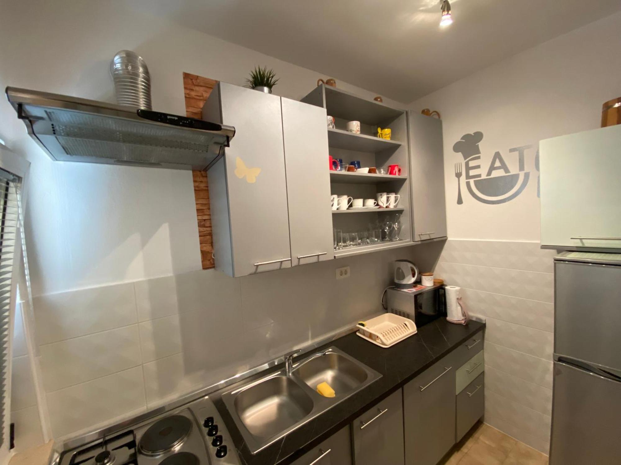 Studio Apartment And Rooms Adria 沃迪切 外观 照片