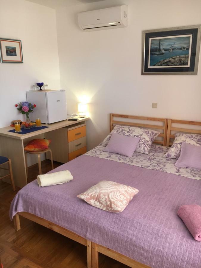 Studio Apartment And Rooms Adria 沃迪切 外观 照片