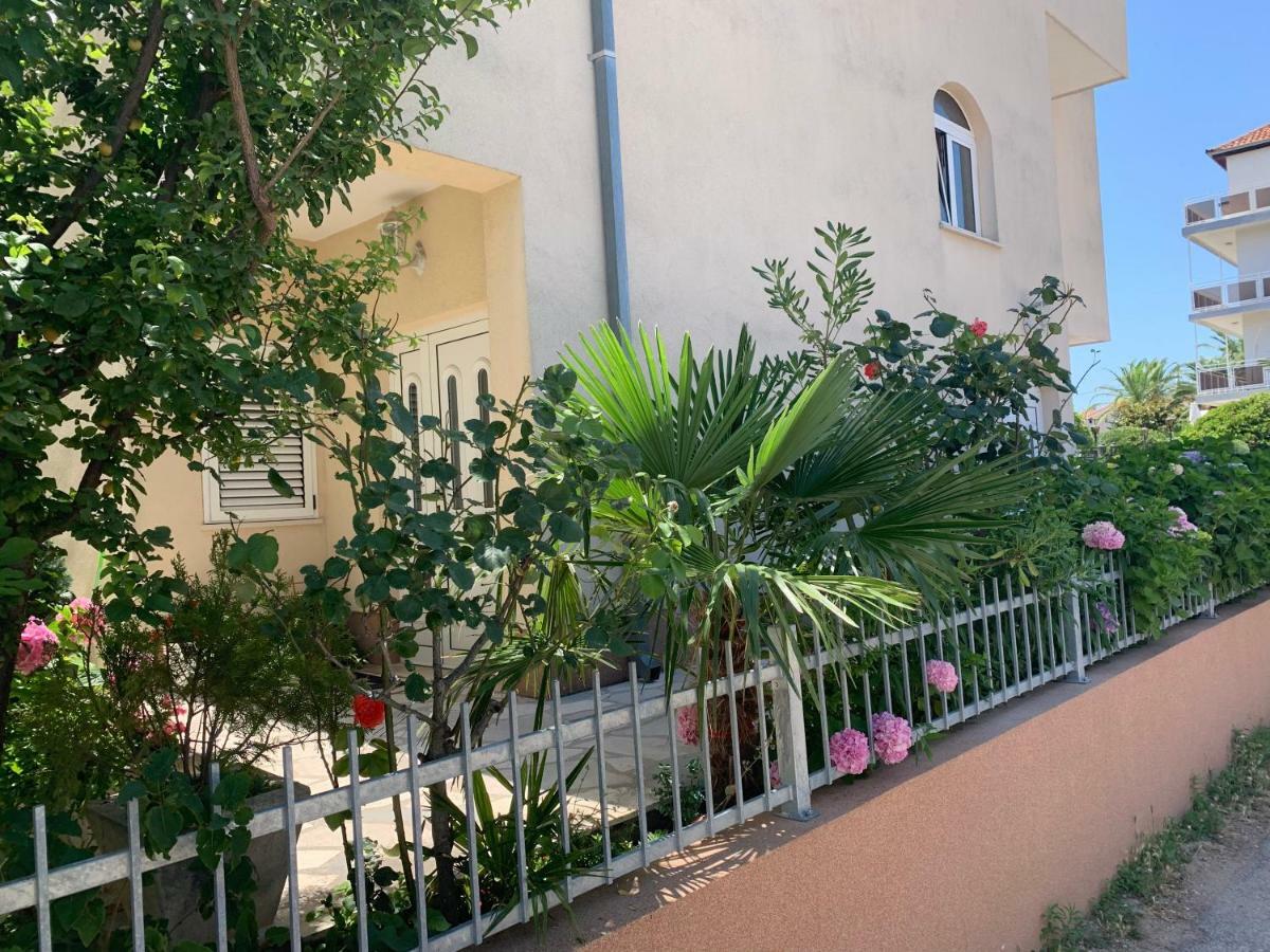 Studio Apartment And Rooms Adria 沃迪切 外观 照片